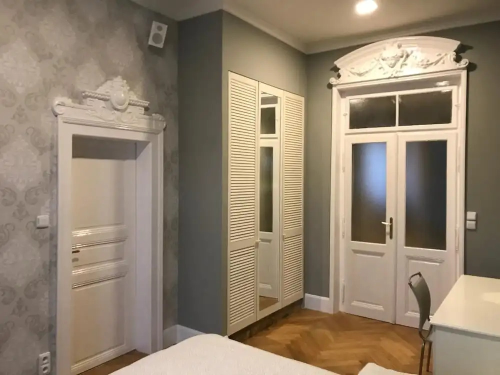 Holec Apartments