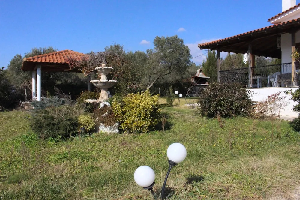 2 Floor Halkidiki Villa 100 Meters From Sea