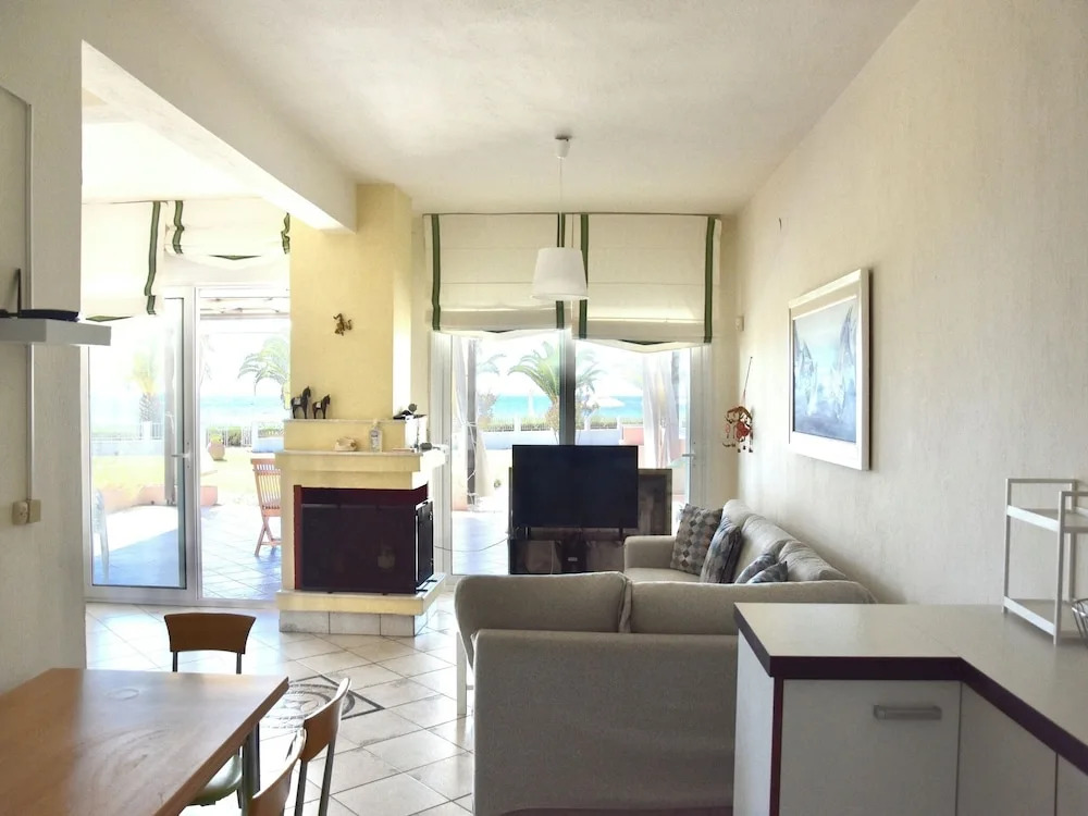 Stunning Beachfront Villa for Rent