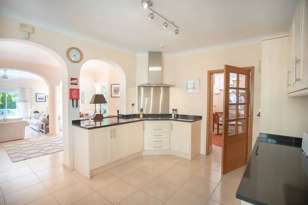 174 Gramacho - Immaculately Presented Villa