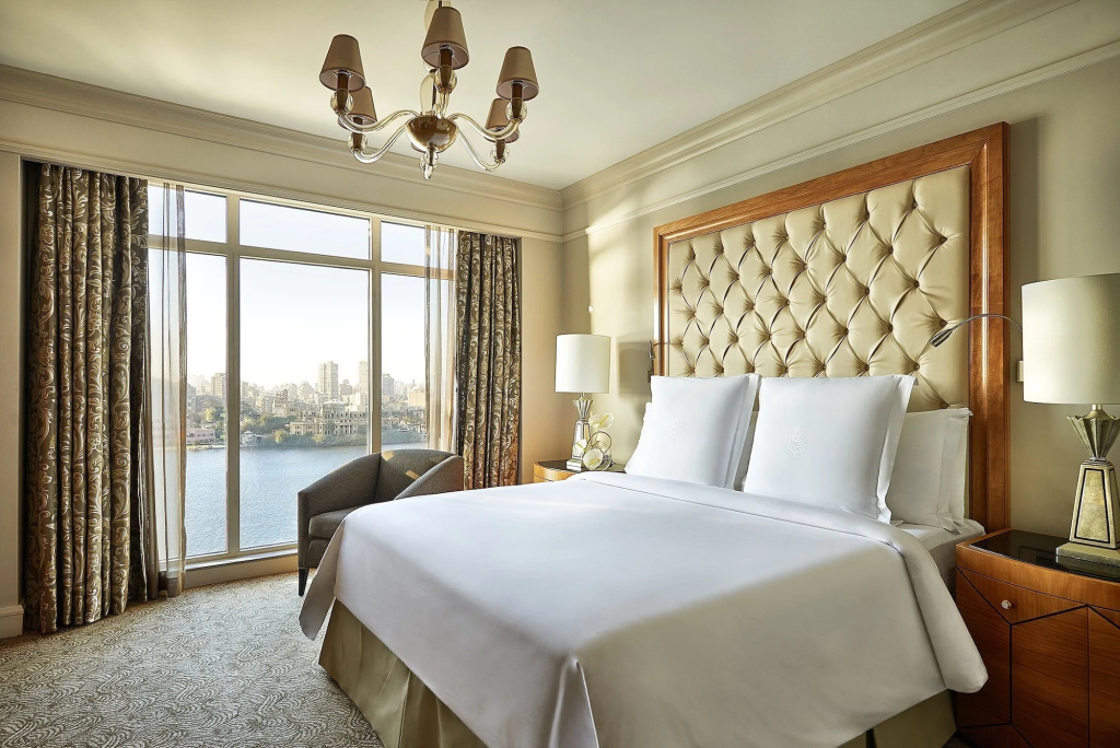 Four Seasons Hotel Cairo at Nile Plaza
