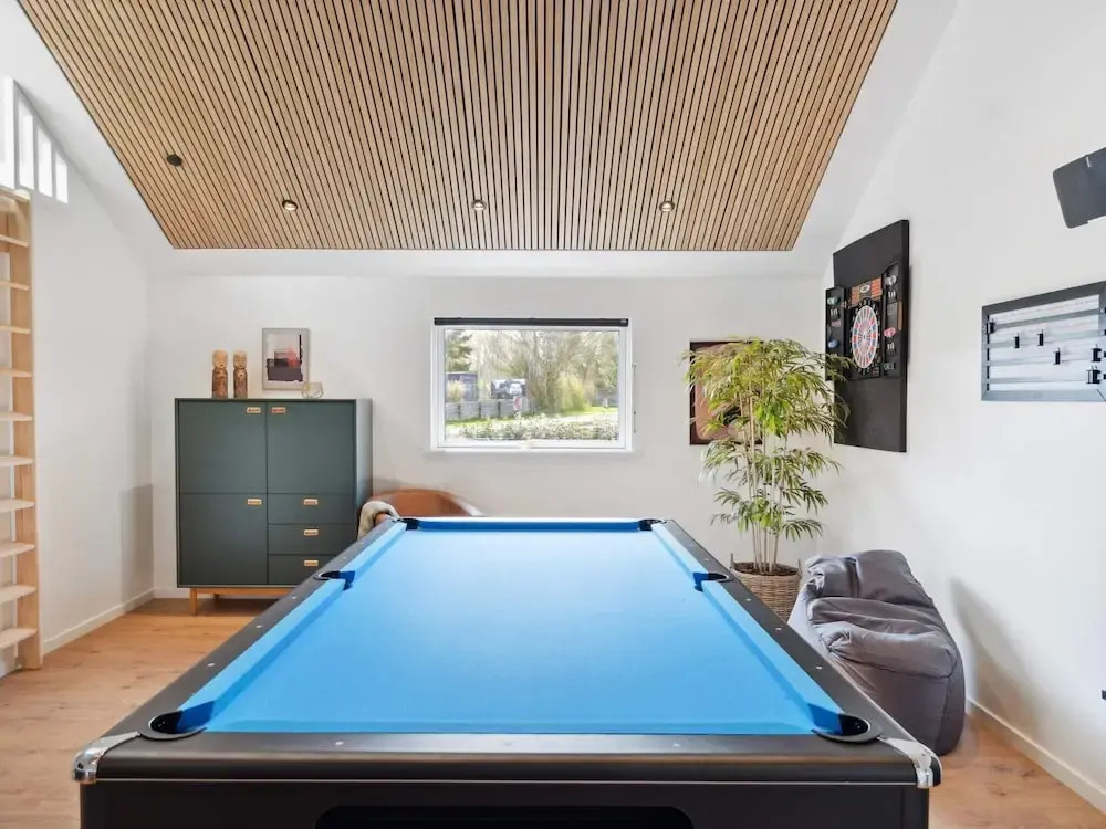 5 Star Holiday Home in Dronningmolle