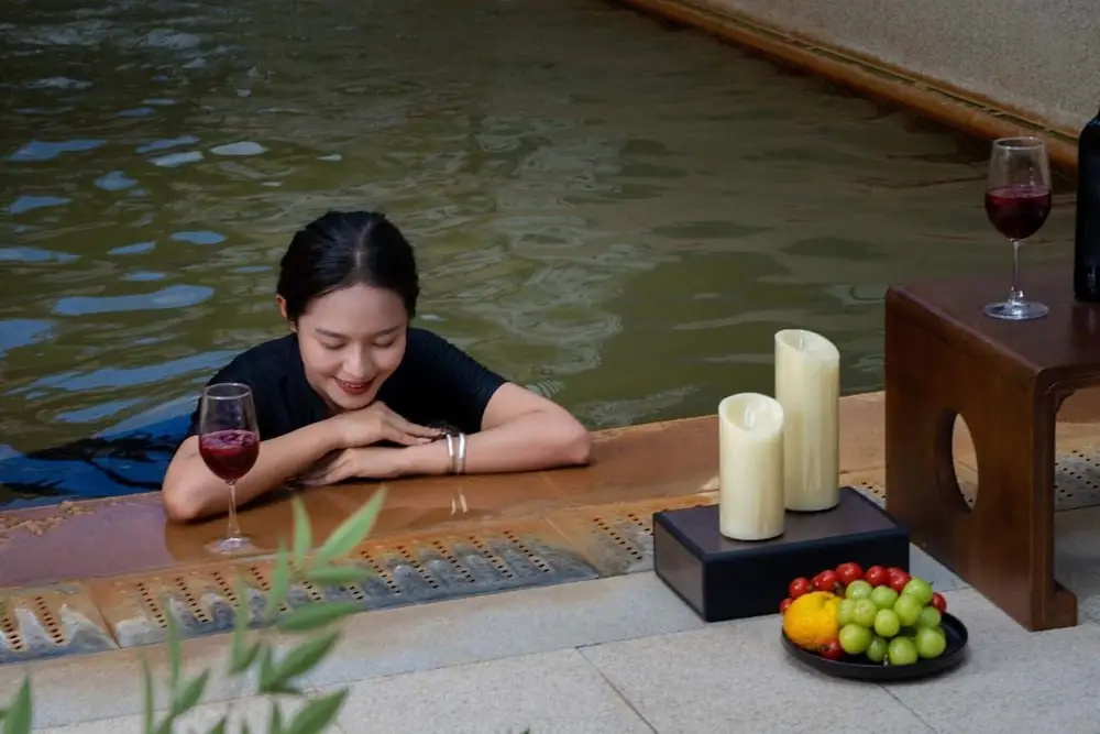 Aofeng Tangquan Secluded Villa