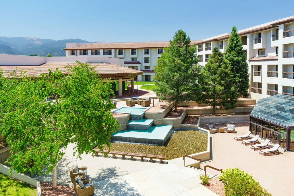 DoubleTree by Hilton Colorado Springs
