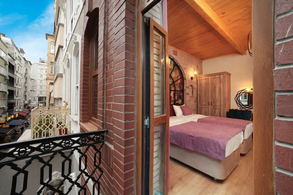 Ardilas Residence