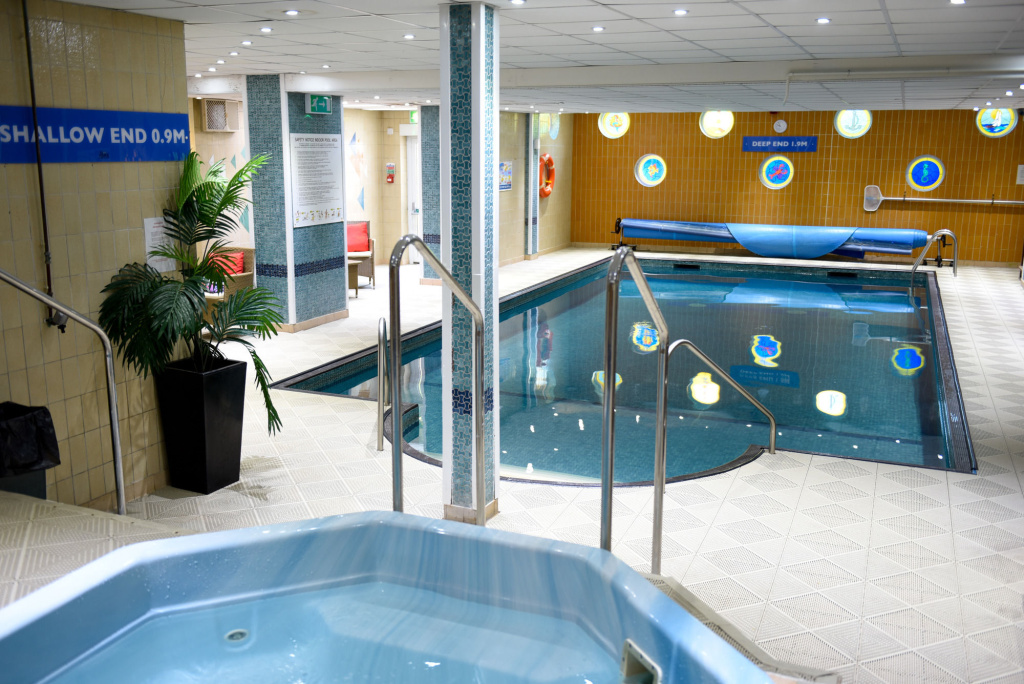 Riviera Hotel & Holiday Apartments
