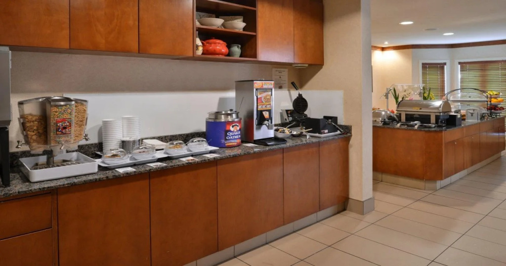 Staybridge Suites - Calgary Airport by IHG