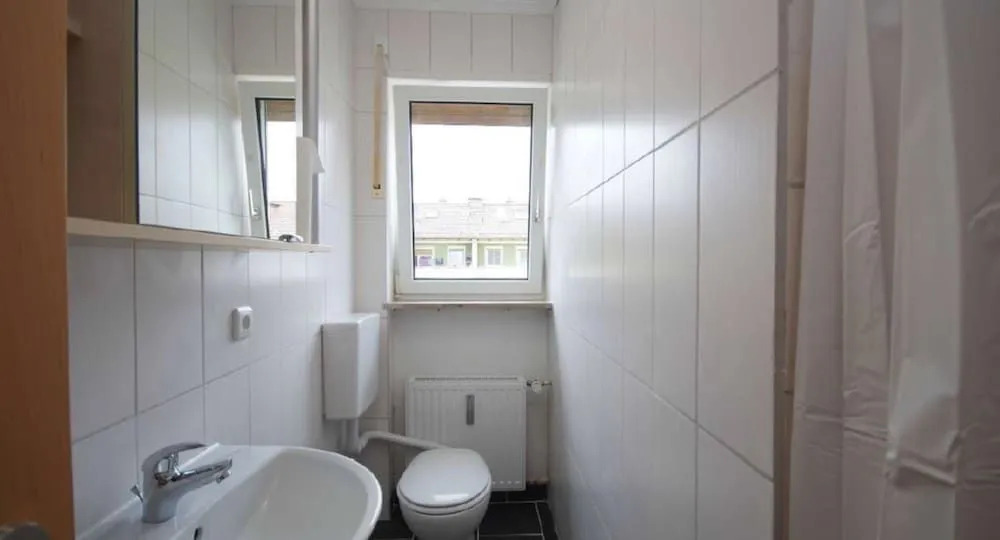 Einfache 1-Zimmer Wohnung für max 4