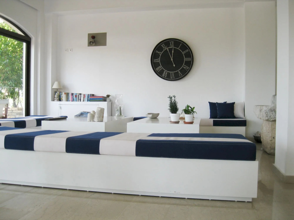 Apollon Resort