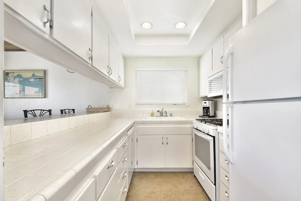129 27th St B 3 Bedroom Duplex