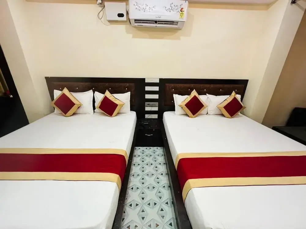 SS Hotel