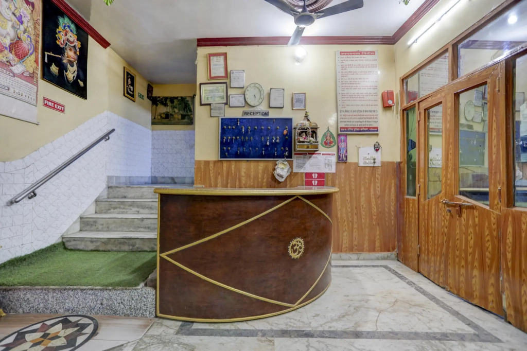 SPOT ON 75332 Hotel Arya Deep And Banquet Hall