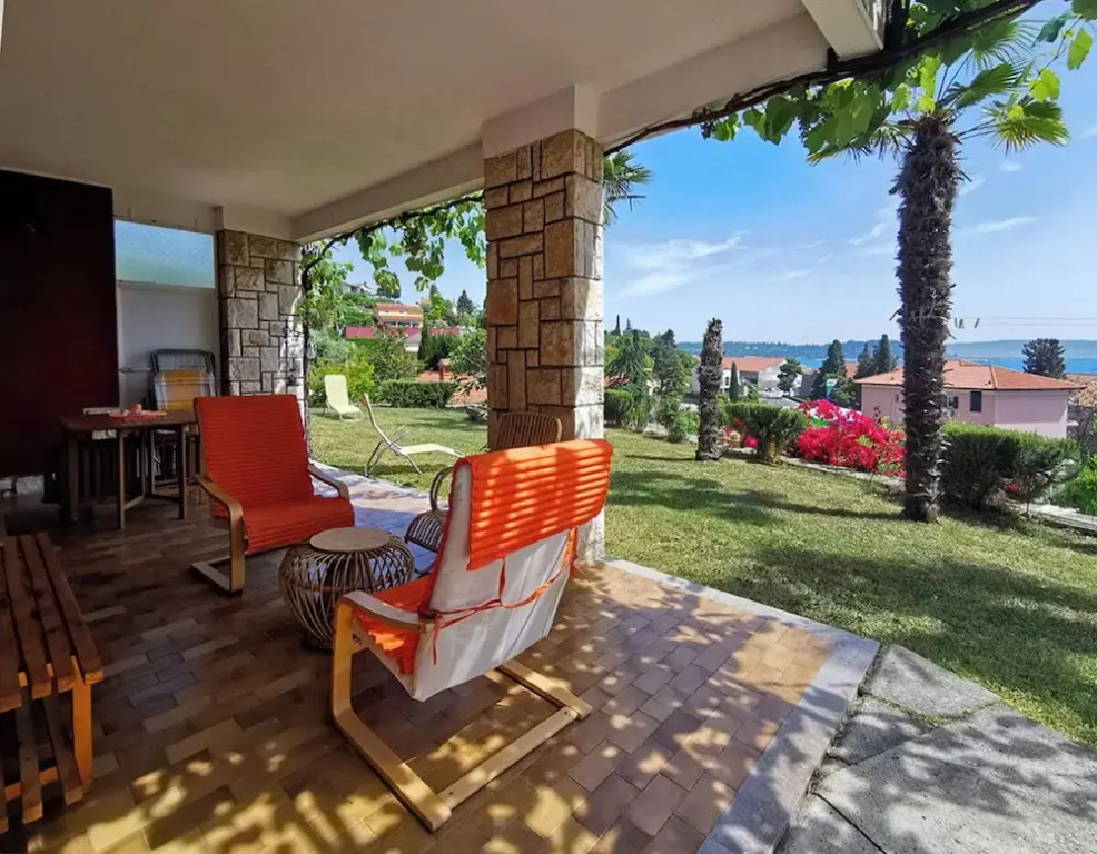 Apartments Nea