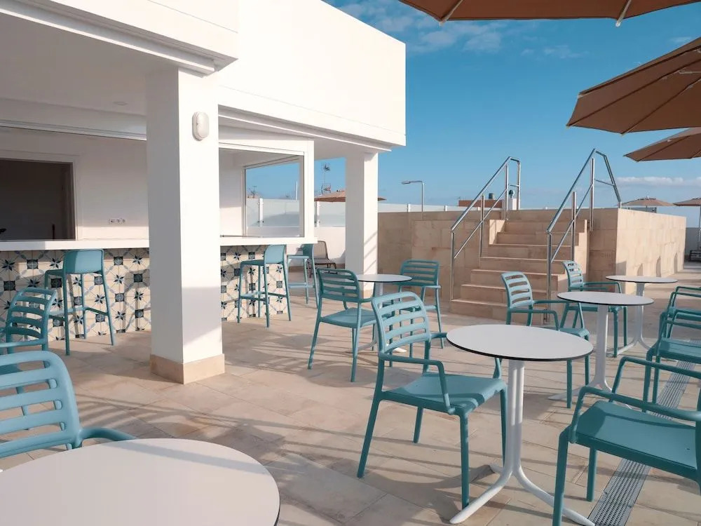 La Paloma Hotel
