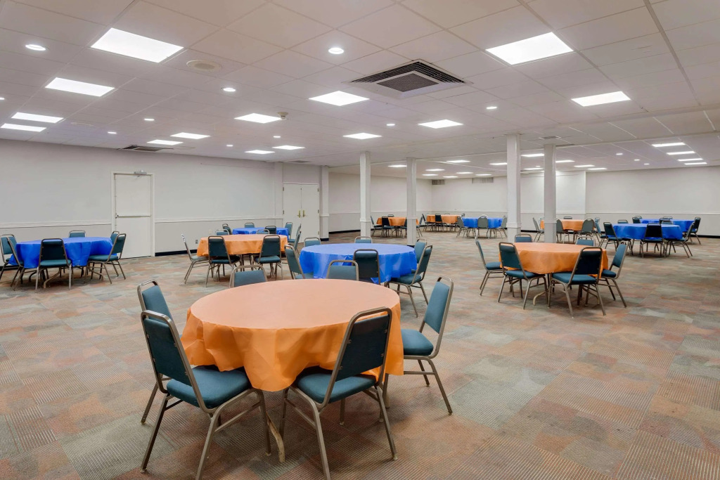 Ramada Montgomery