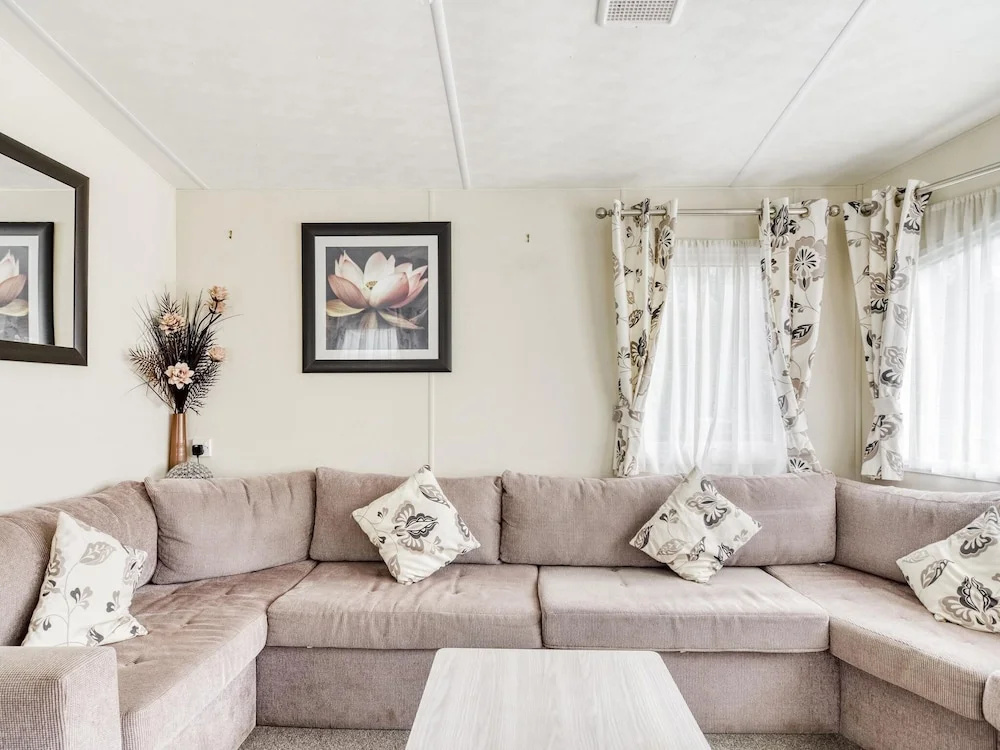 Simplistic Home in Hastings Near Alexandra Park