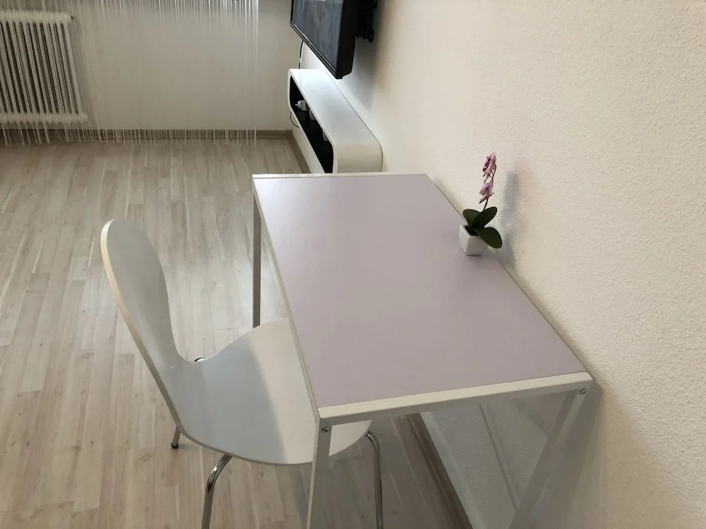 Apartment+WIFI near center Erlangen 1