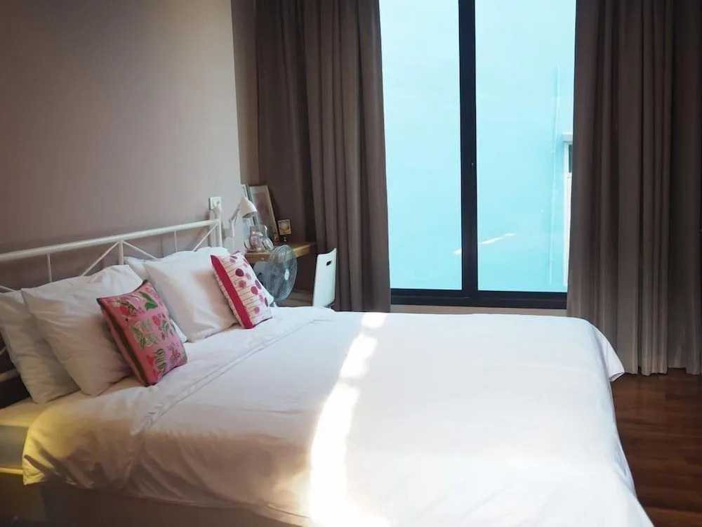 Uncle Jo Hua Hin