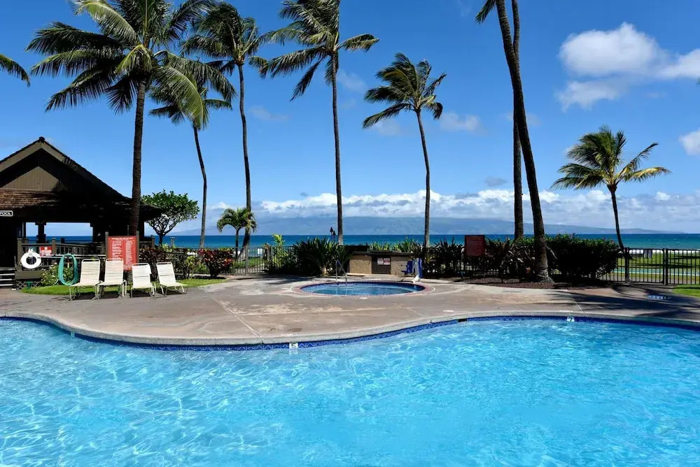 Papakea L402 in Lahaina
