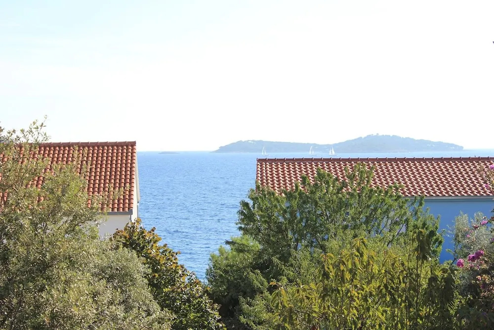 Apartment With 2 Bedrooms in Zecevo Rogoznicko, With Wifi - 50 m From