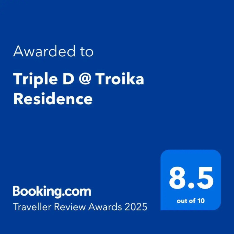Triple D @ Troika Residence