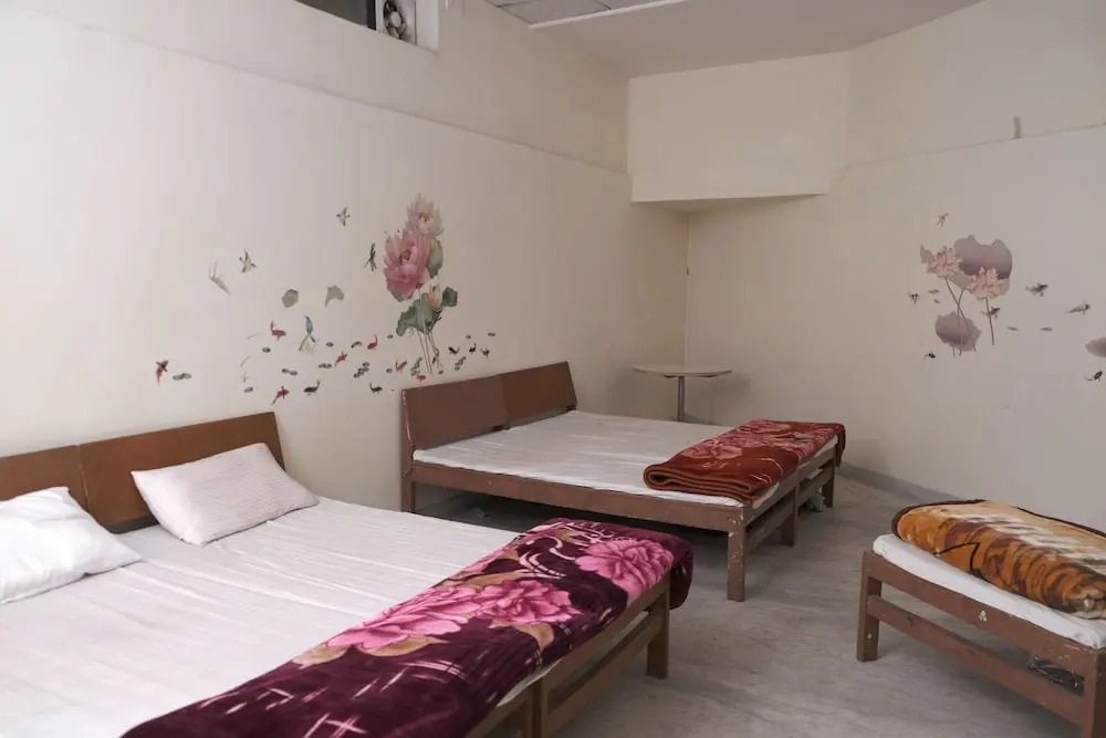 Hotel Kesar Inn