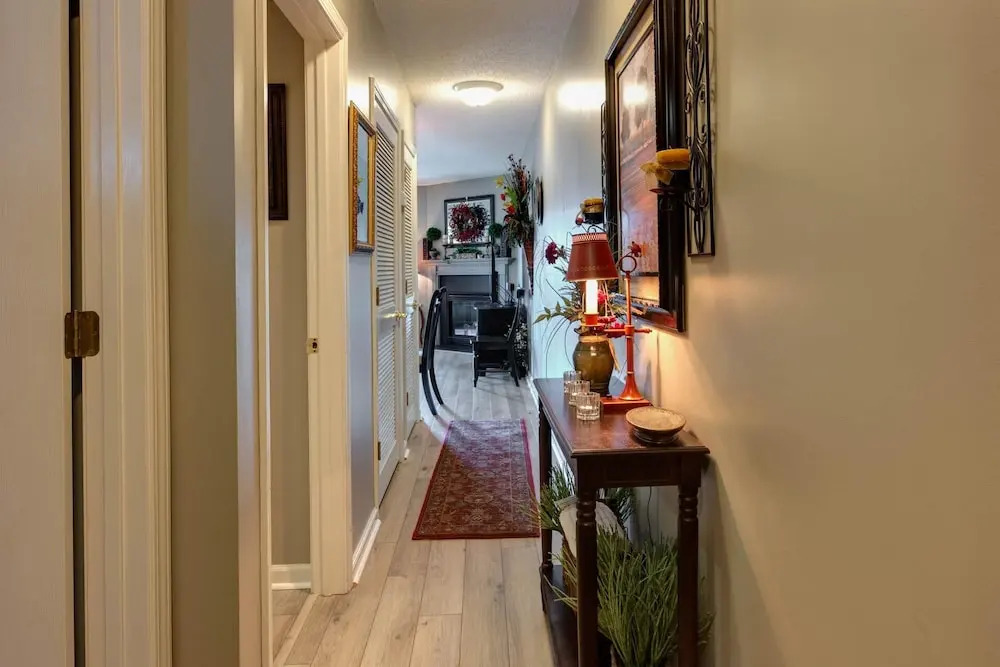 Whispering Pines 351