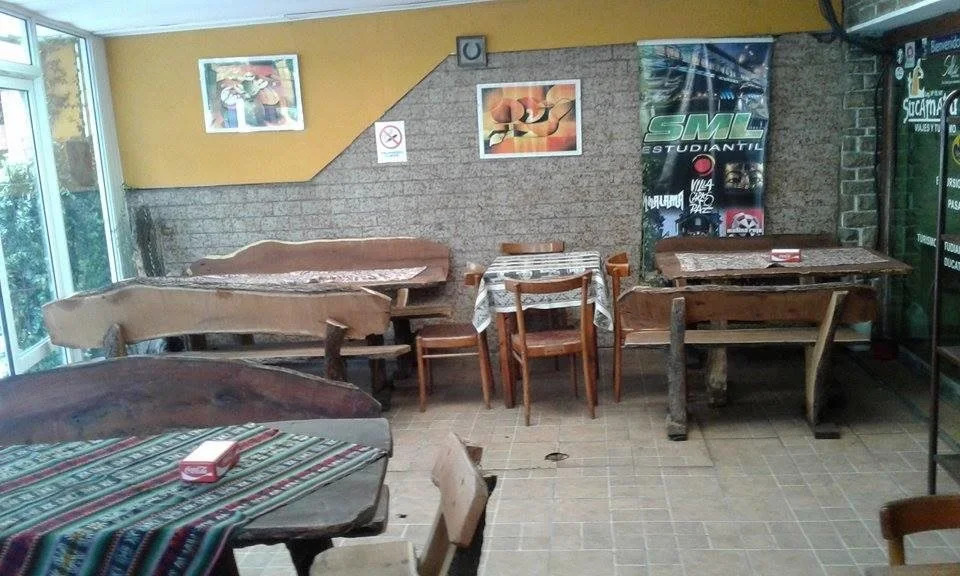Hostal Travellers