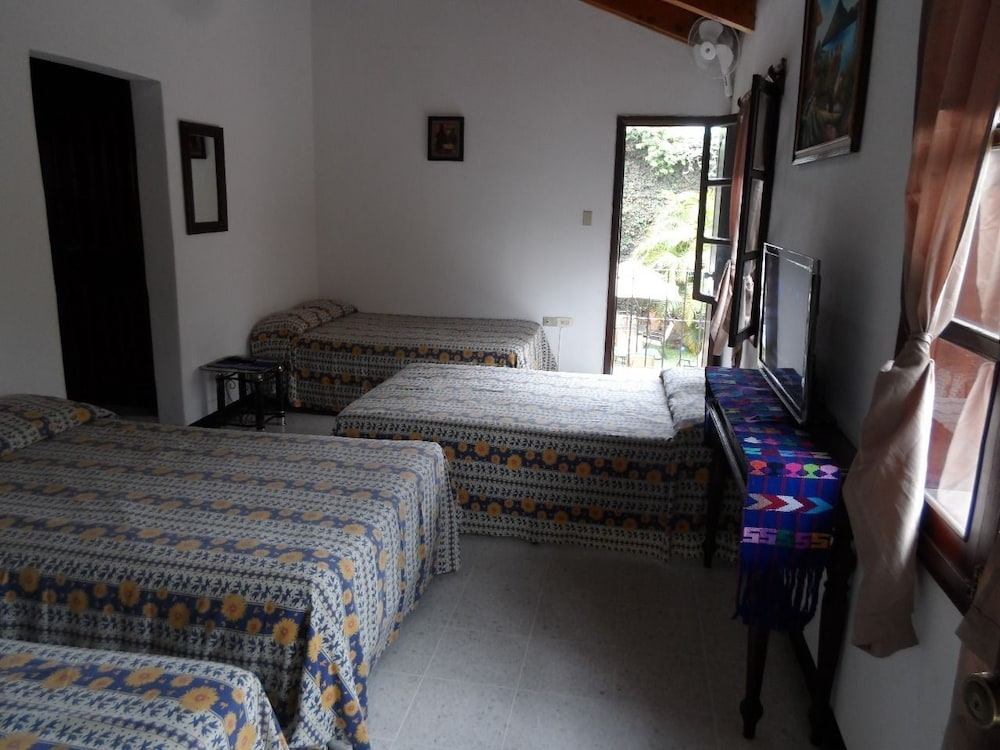 Casa Landivar Hotel