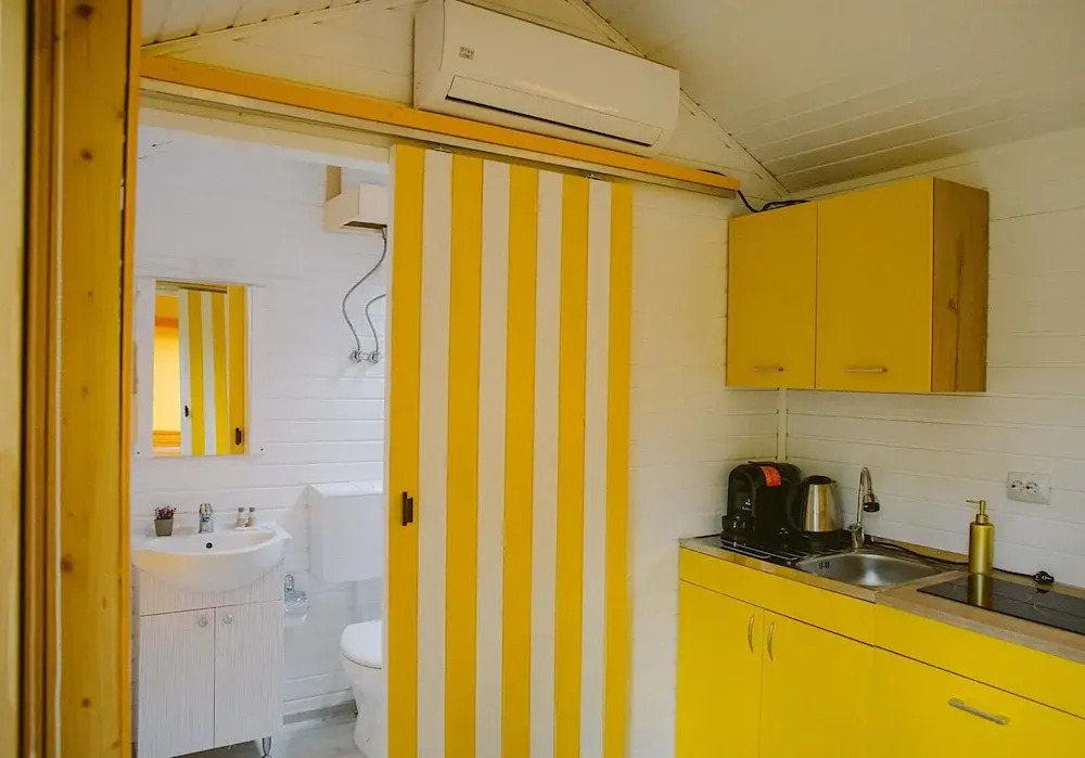 Pura Vida Downtown Tiny houses Bucharest