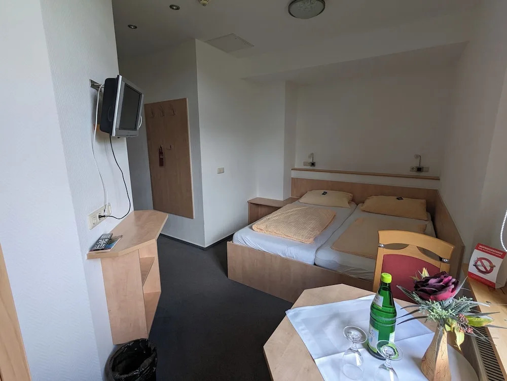 Waldgasthaus & Berghotel Steinerne Renne