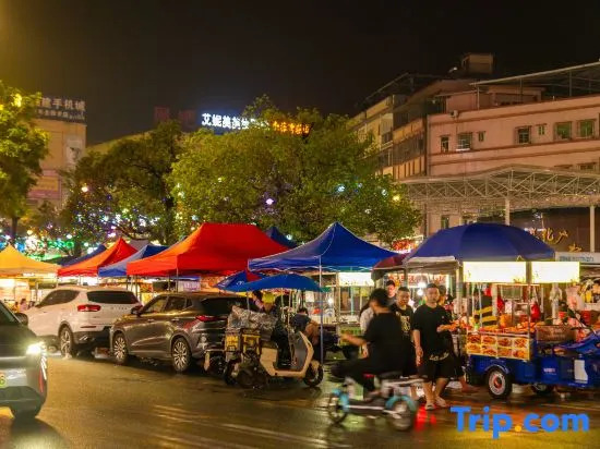 Hongjin Boutique Hotel (Guangzhou Shangxiajiu Pedestrian Street Chenjiazhao Subway Station)