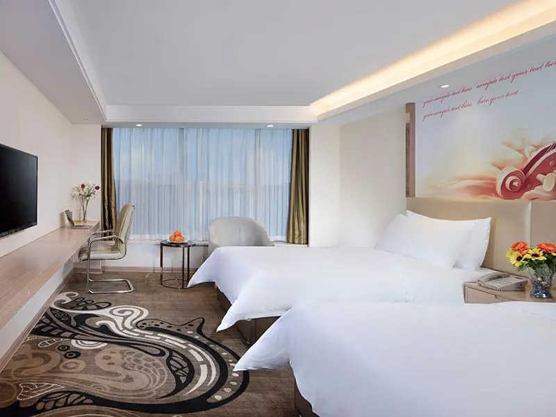 Vienna Hotel Wuhan High-speed Railway Station East Square