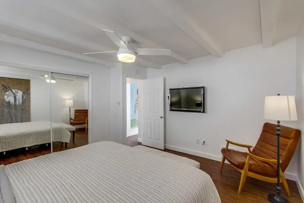 South Shore 3 2 Bedrooms 1 Bathroom Condo