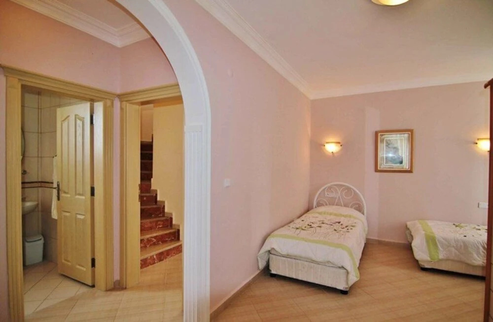 Villa with Majestic Views 1026