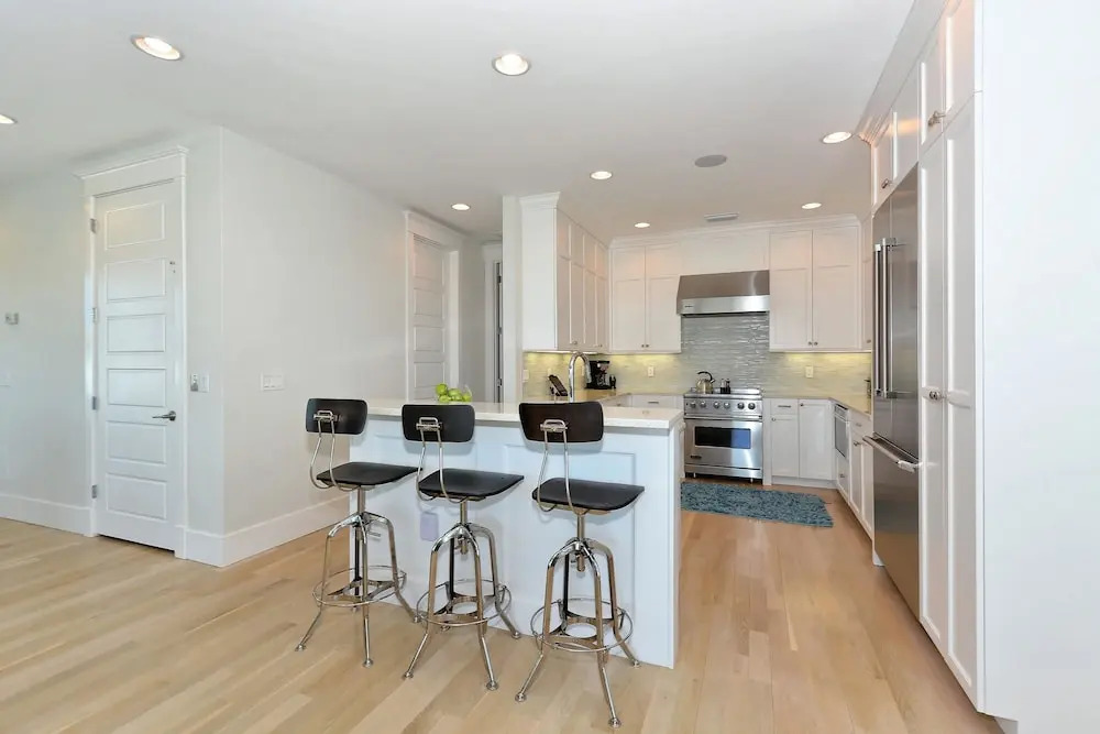 Direct Beach View Apartment 5