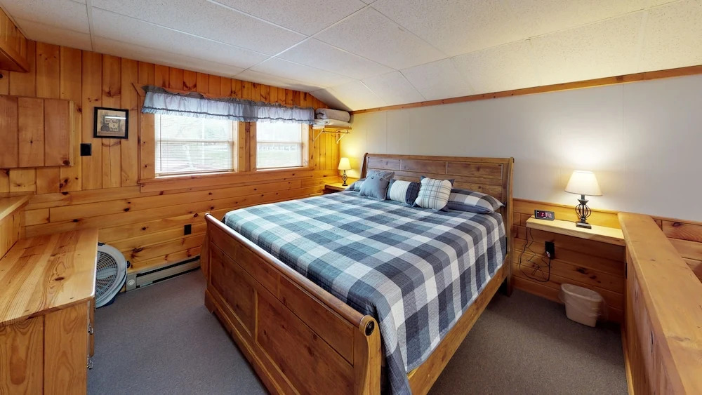 Rough Cut Lodge