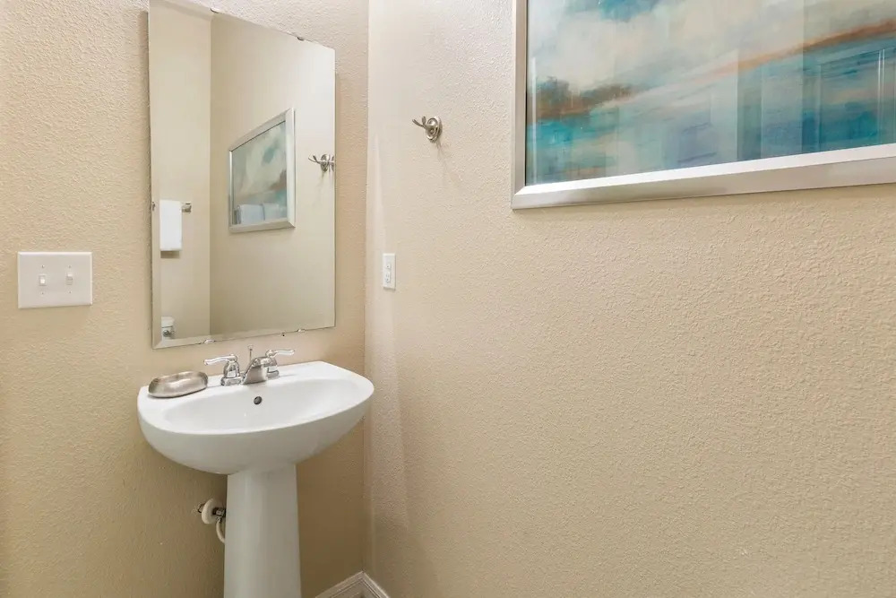 Crystal Cove 4712