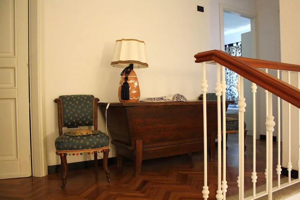 Hibiscus B&B