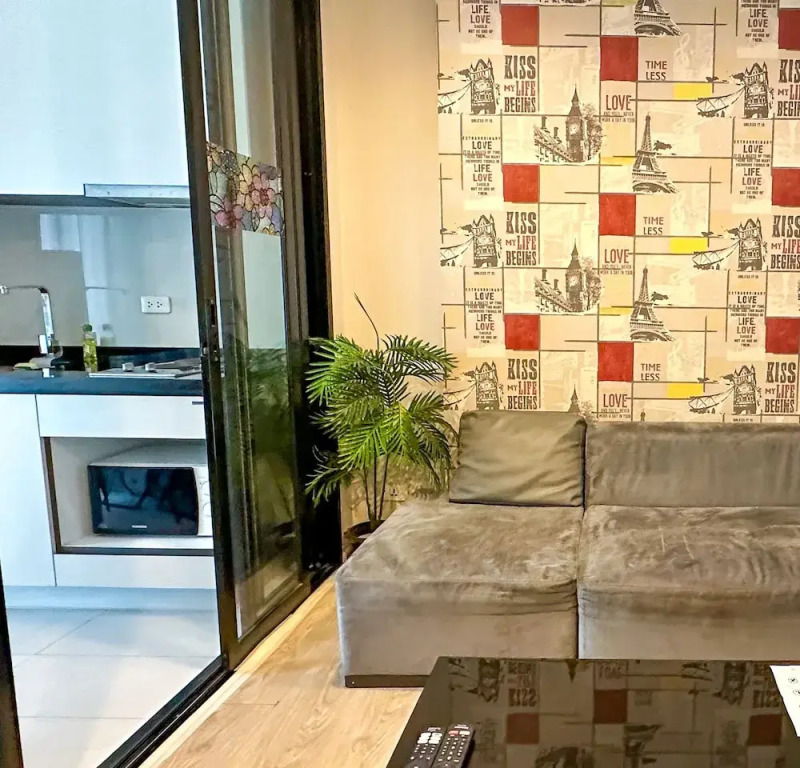 The BASE CENTRAL Condo