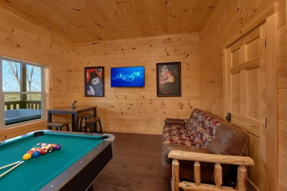 Alpine Pool Lodge Holiday home 2