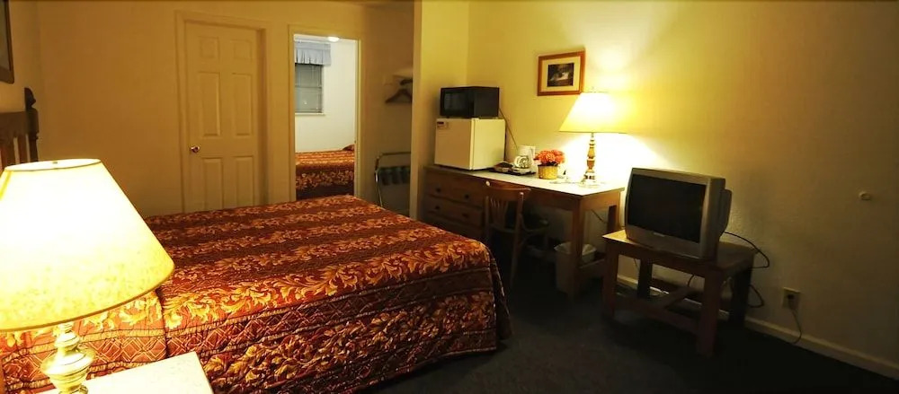 Burney Motel