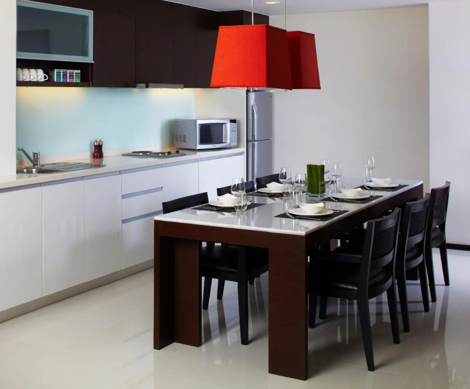 Отель JC Kevin Sathorn Bangkok Hotel