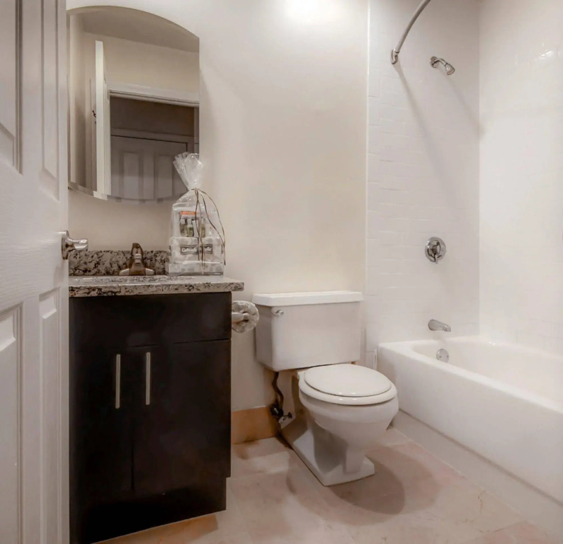 Global Luxury Suites at Main Street