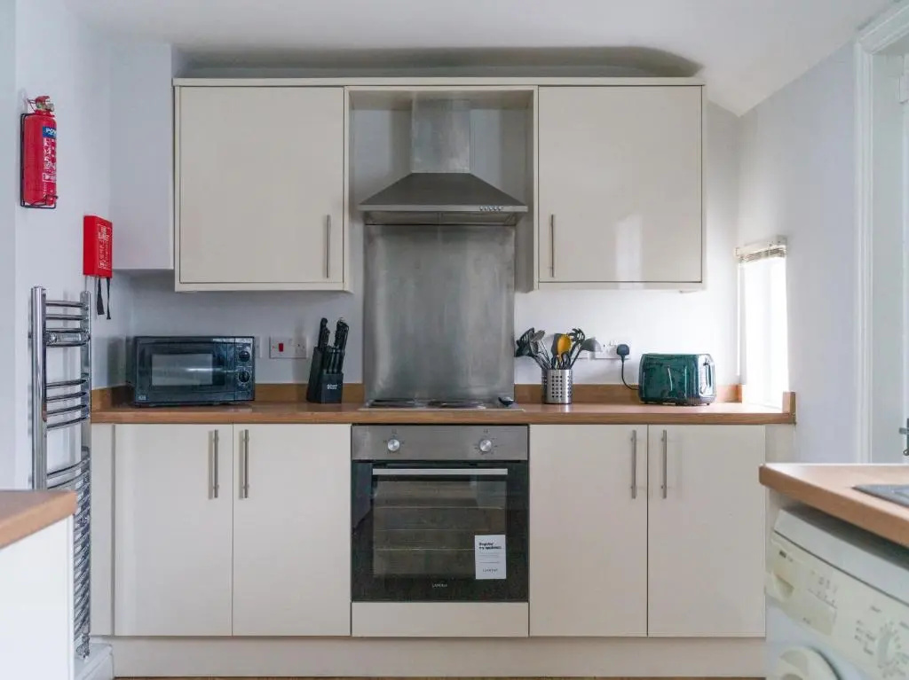 Hawthorn House-Sleeps 4-Pet friendly-Parking