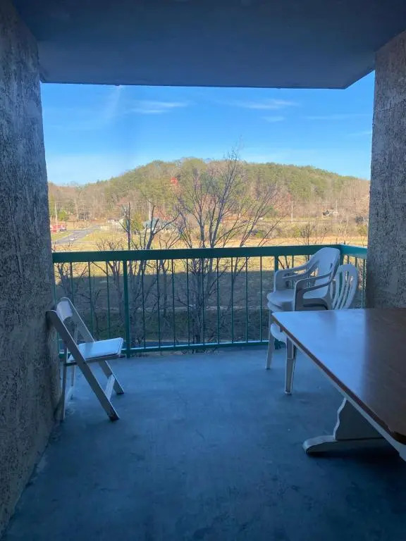 River Place Condos 603 2BD