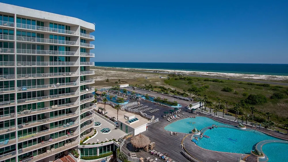 Two Bedroom Condo With Waterfront Views - Unit Crc1008