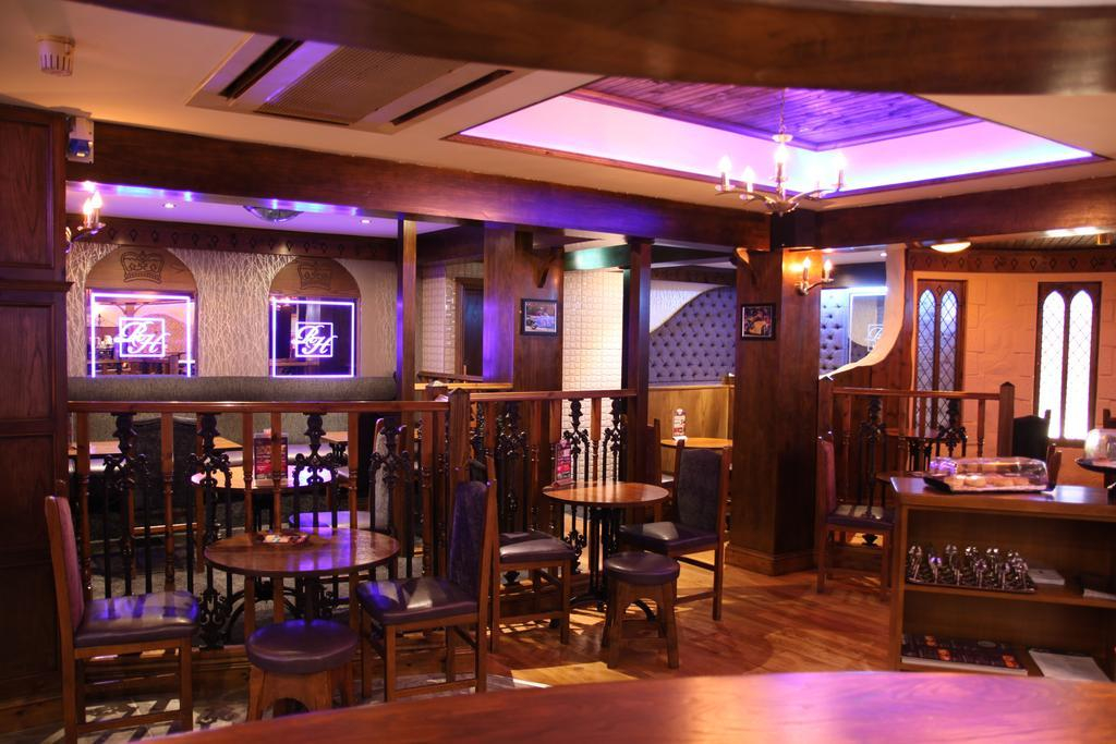 Stamps by Eight Continents The Royal Hotel, Cookstown
