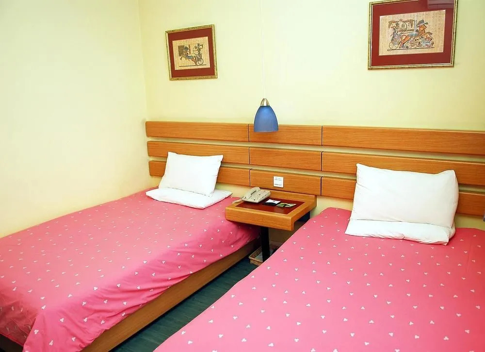 Home Inn Shantou Chaoyang Zhonghua Road Branch (Currently unavailable)