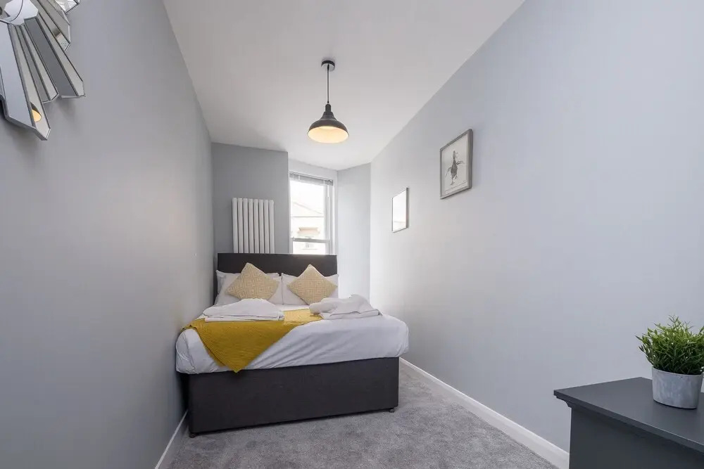 1 & 2 Bed Near Brighton Beach By Opulent